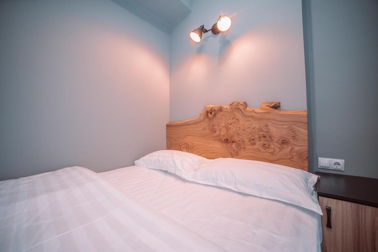 Tomiris Lady'S Capsul Hostel Only For Women Almaty Eksteriør bilde
