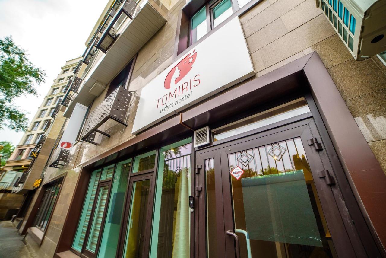 Tomiris Lady'S Capsul Hostel Only For Women Almaty Eksteriør bilde